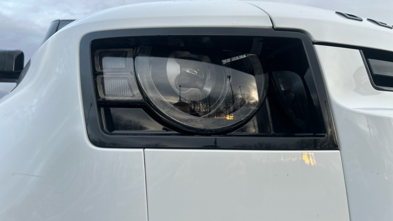 Land Rover Defender 3.0 D250 X-Dynamic SE 90 3dr Auto Diesel Estate